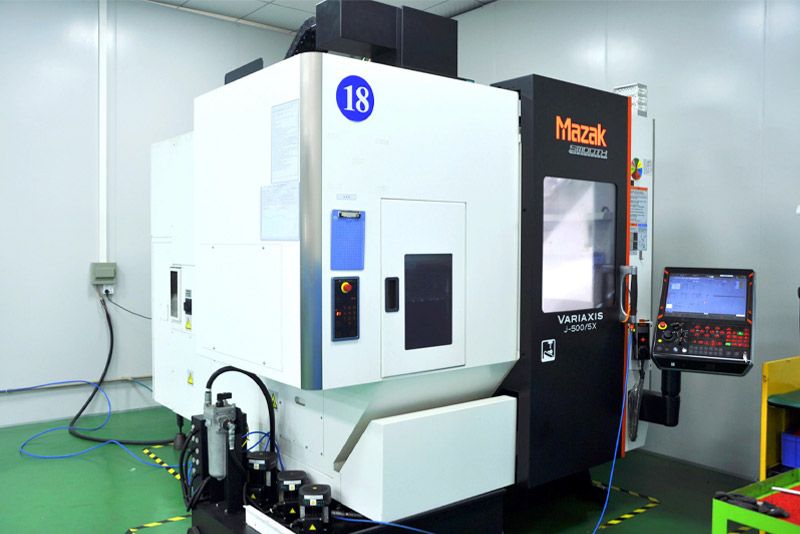 日本Mazak製高精度５軸CNC